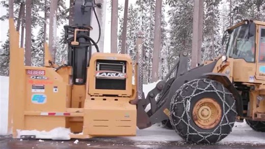 'This is what we're here for': A look at the work Caltrans does plowing snow during Christmas time