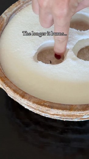 10M views · 111K reactions | Crush back up and reuse! Pretty cool, right?!  #fotoncandle #pearledcandle #candle #candlelover #candleaddict #fyp #reuse #diycandle #homedecor #interiordesign | Foton Pearled Candle | Facebook