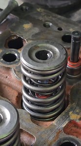 15K views · 31 reactions | Valve Lock keepers skills guide #mechanical #repairing #mechanic #workshop #tips #tricks #valves #Installment #information #reelsvideoシ #reelsviralシ | Mahar Mujahid | Facebook