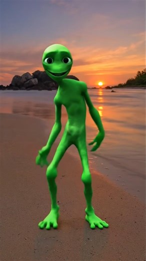 Dame tu cosita Green alien dance #dance #shortsfeed #calmdown