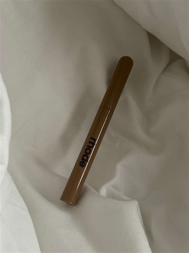 Rhode Lip Liner in Bend: Tips for Bigger, Defined Lips