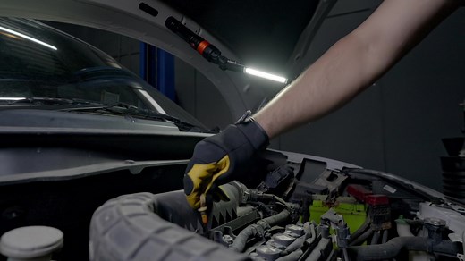 🔦💡The Groz 3-In-1 Quick Connect Worklight Kit is the ultimate all-in-one lighting solution, offering three versatile heads – a flashlight, a flexible worklight with magnetic pick-up, and a foldable worklight – all easily swapped with the quick-connect mechanism. Built tough with IP54 dust and water resistance and IK07 impact-proof aluminum housing, it’s ready for any job site. Enjoy powerful, adjustable brightness with user-controlled output, while the strong magnetic base keeps your hands fre