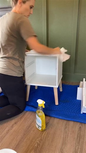 How to paint cabinets or furniture like a pro! This is my tried and true method to get a professionally looking paint finish every time. I have used this method on cabinets and lots of furniture and it always hold us perfectly and looks like a professional painter did it! Save this and let me know if you try it on your cabinets or furniture! #painting #paintedfurniture #kitchencabinets #kitchenmakeover #kitchenremodel #budgetrenovation #kitchendesign #furnitureflip #furnituremakeover #furnitured