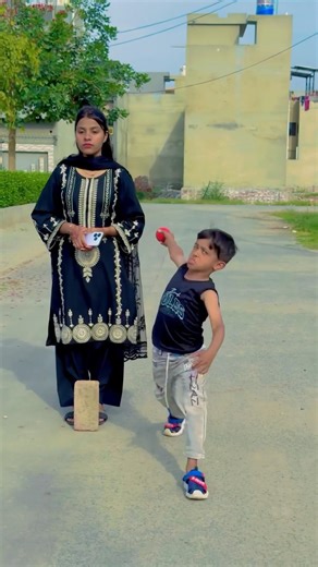 cute baby cricket 🏏 #shortsyoutube #shortvideos