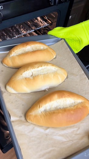 1.5M views · 25K reactions | Sorprende a tu Familia con unos Bolillos de Pan de Sal | Milagro Reyes | Facebook