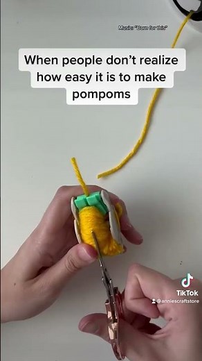How to Use a Yarn Pompom Maker - Easy and Fast!