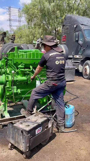 Cummins Big Cam 300hp Green Devil and SOMOSALFA