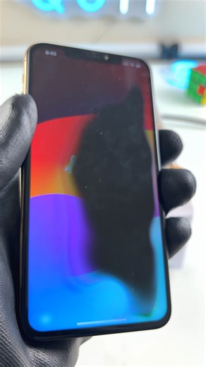 @gadgetgearguide3gs on Instagram: "Will 110°C Destroy An iPhone Screen…? Heat Plate Test! #shorts A lot of beginners in phone repair always ask the same question… Is 110°C too hot for an iPhone display? So I put a screen on a heat plate set to 110 degrees Celsius to see what actually happens. Does it get damaged? Does it discolor? Or is it completely fine? If you are getting into screen repairs, this is something you need to understand before you touch a heat plate. Let me know… what temperature