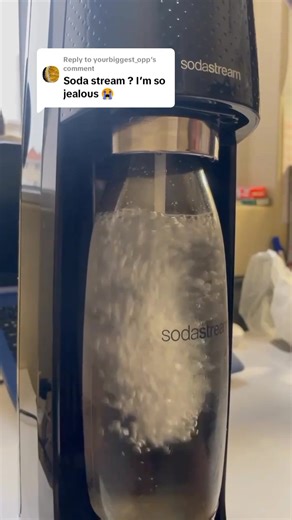 Unboxing the Checkers Sixty60 Sparkling Water Maker
