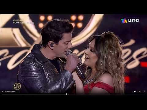 NADIA Y YAHIR - MOMENTOS MAGICOS EN ACADEMIA 20 AÑOS