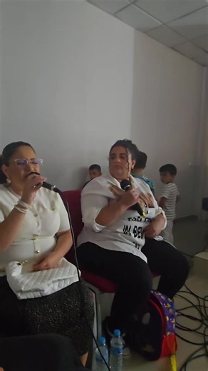 Alabanza cristiana: alabanza y adoración