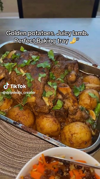 Stainless Steel Roasting Baking Tray - Heavy Duty Oven Tray for Cooking, Roasting, and Baking - Eclipse for Roasting tins - Dishwasher Safe - Bakeware Stainless Kitchen Bake Sturdy Roasting Tin with Rack 41.2x31.7x6cm. #baking #bakingtray #stainlesssteel #bakeware #tiktokmademebuyit