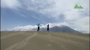 10K reactions · 9K shares | Tourist of Indian origin visiting Gilgit-Baltistan is smitten by beauty of Pakistan's people and places Sachin Sharma, born in Thailand, educated in India and currently living in the United States showers praises on the people of Pakistan after concluding his 9-days tour of Gilgit-Baltistan. Photographer and videographer: Sid Jon from Hunza Youtube link: https://youtu.be/eyQYnRCXP-o | PAMIR TIMES | Facebook