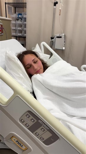 @Karlie Ryan yall still pray for me being in nursing school 😀 #nursingstudent #clinicals #nursingschool #uofa #fyp