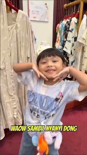 Ameena dancing cosplaying as princess Aurora #ameena