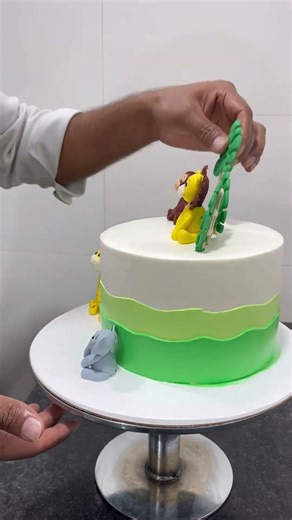 How to make jungle theem cake #virelvideo #shortvideo #cakedecorating #cakeartist