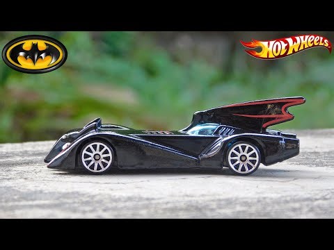 The Brave and the Bold Batmobile - 2010 New Models 42/44 - HOT WHEELS TOY REVIEW