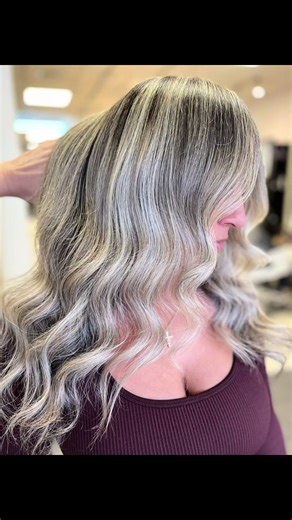Expert Grey Blending Techniques for Beautiful Blondes