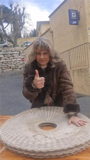 Le lancer de scourtin...#description #definition #olive #huileolive #createurdecontenu