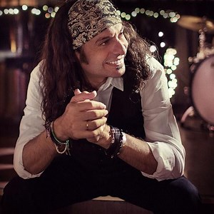 AQUÍ ME TIENES - El Arrebato - LETRAS.COM