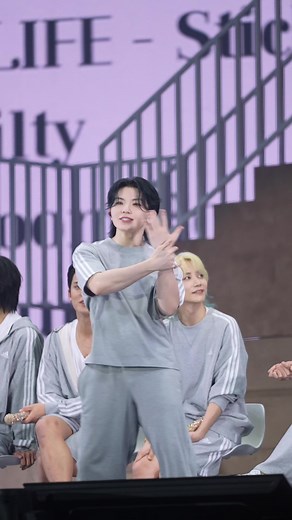 How Sweet 🍭 Woozi Videos: SEVENTEEN Woozi in Caratland