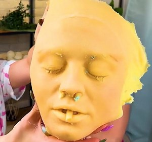 2.6M views · 4.2K reactions | Amazing silicone ideas! ⚡ | 5-Minute Crafts Family | Facebook