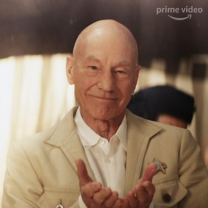 Jean-Luc ist zurück! 😍 Jeden Freitag gibt's eine neue Folge von Star Trek: Picard bei Prime Video. https://amzn.to/StarTrekPicard | Amazon Prime Video