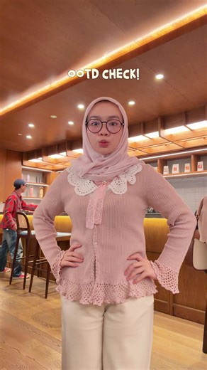 Tunjukin keseruan Ramadhan kamu dan menangin hadiah super kece dari @Fres & Natural 💕 Klik link di bio nya Fres N Natural buat pakai template CapCut nya yaa ✨ #RefreshRitual #FresnNatural #FresnNaturalHijabRefresh