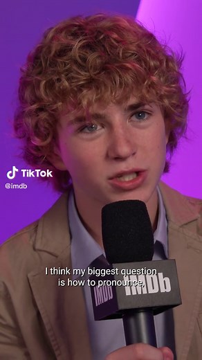 Hey #PercyJackson fans, we're gonna need you to weigh in here. @walkerscobell