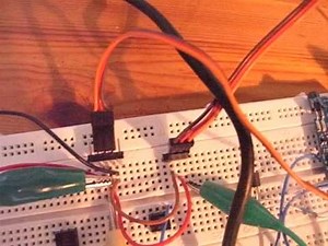 analog drum machine with servo + midi (arduino+pd+ableton)