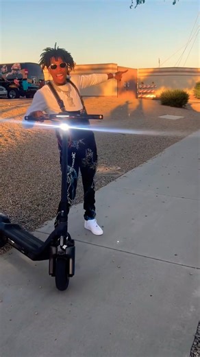 NBA youngboy & Montana Riding Scooters around Glendale, AZ before the MASA Show❗️🦾