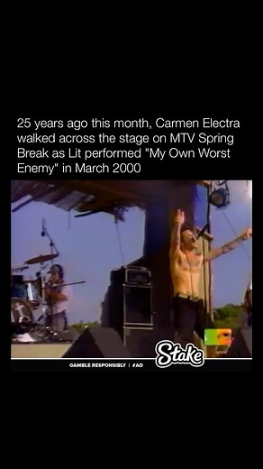 25 years ago this month, Carmen Electra walked across the stage on MTV Spring Break as Lit performed “My Own Worst Enemy” in March 2000 | Historyinmemes