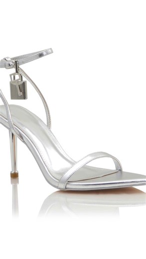 〽️NEW〽️ “Shan” ankle strap Heels $8500 BLACK-SILVER🔥🔥 Available Sizes 5.5-6-6.5-7-7.5-8-8.5-9-10-11🔑 #MakeThemLook‼️ #GetTheLook #shoegasm #fashion #trendy #shoeplug 📱📞: 876-456-5537 | Iconic Images