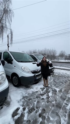 Renault Trafic 🔴 Рік: 2004 🔴 Пробіг: 351тис. км. 🔴 Двигун: 1.9( Дизель) 🔴 Коробка: 6-ти ступка механіка 🔴 Привід: передній 🔴 електро регулювання дзеркал, передні електро скло підйомники, гідро підсилювач керма , мультимедіа , ABS , AIRBAG, центральний замок, груз-пасажирський, рейлінги , фаркоп. 💵 Ціна: 7 200 $ 💬 Обмін | Кредит | Лізинг | Торг 🤑 Розрахувати авто в кредит АВТОРИТЕТ СМІЛА 📍 Автосалон “Авторитет Сміла” Черкаська обл., м. Сміла, вул. Тараса Шевченка, 81 📞 Телефон: 380 73 