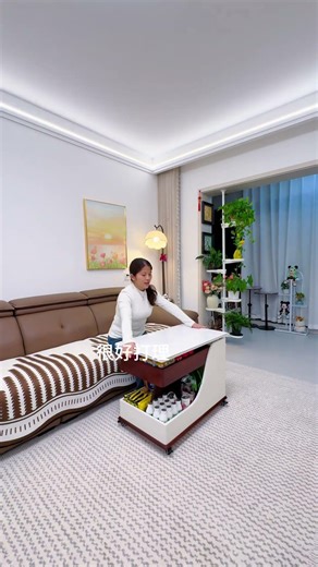 “This Coffee Table…” describes the multifunction tea/coffee table and its features — 能藏零食、能当边几，升降后…