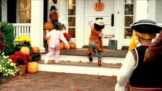 KitKat Snack Size TV Spot, 'Sonidos de Halloween'