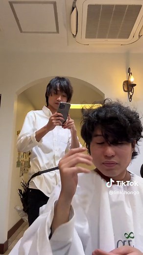 美容室のビーリアル撮り方とリアクション写真について