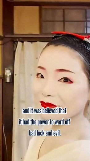 The Spiritual Meaning of Maiko's Red Makeup #Shorts