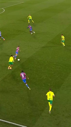 Mateta’s strength 😤 #UECL | UEFA Europa League