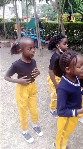 Remnant Vision School computer lesson_developing children's computer programming