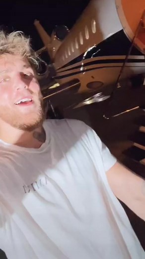 Whatchu call an icon livin? | Jake Paul