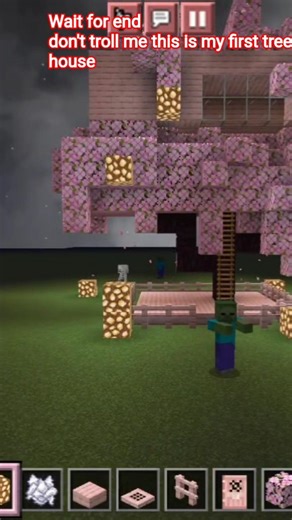 How to make beautiful tree house in Minecraft 🌷🌸 #game #minecraft #build #treehouse