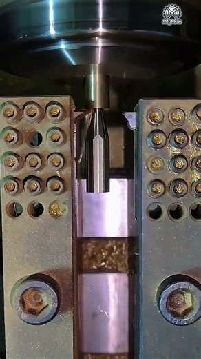 You Won't Believe This CNC Machining on Custom Metal Parts! 你绝对不敢信！定制金属零件的CNC加工太丝滑了！