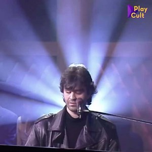 7.8K views · 93 reactions | Andrea Bocelli interpreta al piano uno dei brani più famosi di Lucio Dalla Per il video completohttps://bit.ly/39BrvbU | Play Cult | Facebook