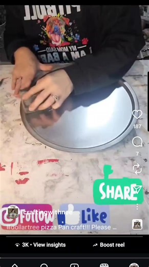 197K views · 1.1K reactions | Easy pizza pan craft from using #dollartree supplies! #Christmas #diy #christmasdecor #easycrafts Full length video in comments!❤️❤️❤️ | Crafting With Nee | Facebook