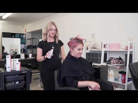 K18 How to use the K18 Professional System in the Salon – Mist and Mask