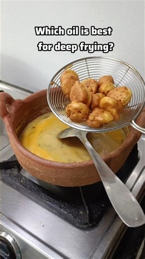 Which Indian oil is Best for Deep Frying?? #shortsfeed