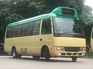 6/10 【#多媒體節目 / #公共小巴系列/ #FUSO】《巴士台》呈獻 ── 第二集：三菱ROSA BE641G 公共小巴 「慣性收視」唔只喺電視機，仲有喺香港嘅馬路上。 與其人云亦云，道聽途說，不如親身體驗，隨時會有更好嘅發現。 特別鳴謝︰Mitsubishi Fuso Truck and Bus (Hong Kong) Sime Darby Motor Services Limited 家穎的巴士生涯 與鈞同行 / Walking with TK ————————————————————— 第一集：SCANIA K280 旅遊巴士 https://www.facebook.com/HKBusChannel/posts/1796595530378140/ 第三集：Leyland Fleetline 前新巴「員工溝通巴士」 https://www.facebook.com/HKBusChannel/posts/2111069842264039/ 第四集︰SCANIA K250IB 旅遊巴士（上集） https://www.facebook.com/HKBusChannel/post