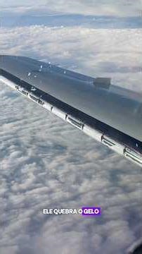 How does the anti-icing system on airplanes work? #ice #airplane #shorts