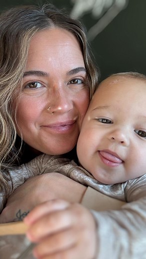 Team work makes the dream work. Do you load share with your husband? Here is short glimpse inside our mornings. Our mornings are slow thanks to our two oldest kids having an hour difference between the times they have to be to school. My husband, @lanehedeman1, gets out of bed before 6, I nurse the baby usually and we’re up around 6:30. Lane knocks out lunches and sometimes breakfast. This morning I knocked out breakfast sausage and he warmed up the protein muffins I prepped on Sunday. He leaves